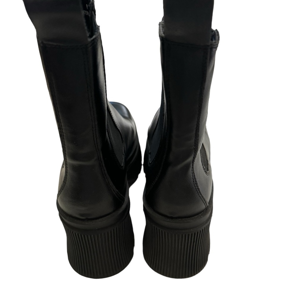 Woman’s size 8 Bamboo platform boots 🥾 - Picture 3 of 7